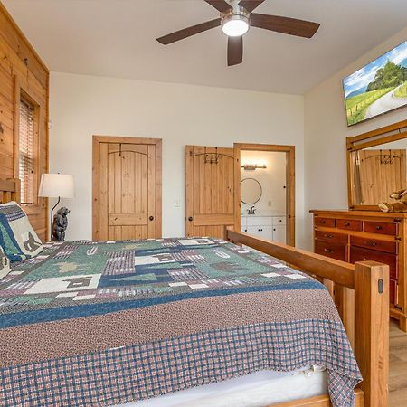 Five Bears Mountain View Lodge Sevierville Kültér fotó